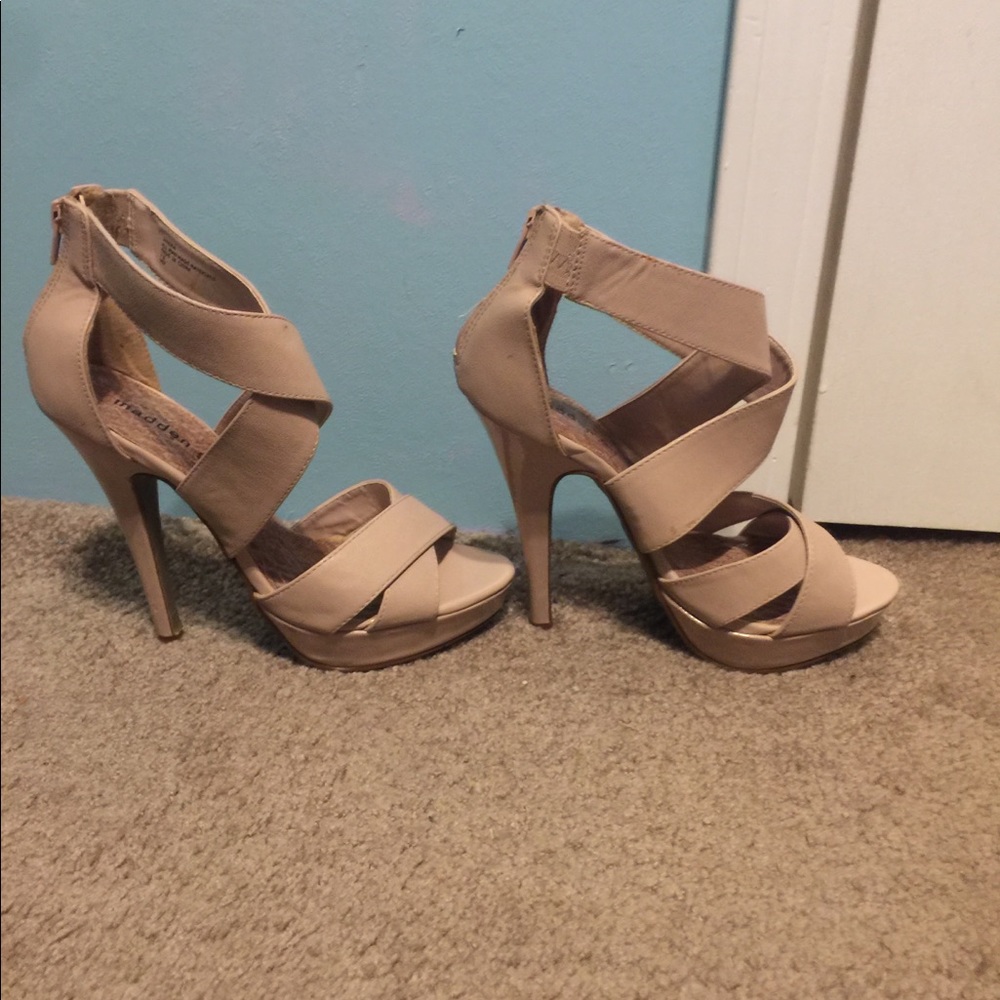 Peep toe heels